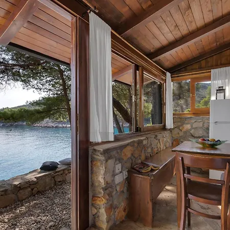 Haus In Opcina Sucuraj Mit Grill Und Terrasse Hvar Town