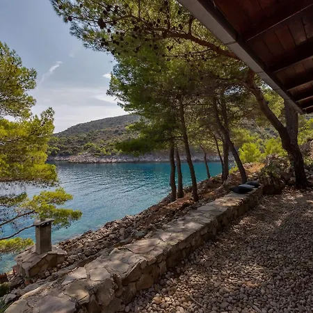 Haus In Opcina Sucuraj Mit Grill Und Terrasse *
